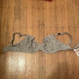 Victoria's Secret Gray Lace Bra